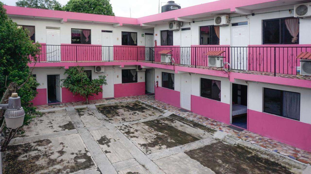 Hotel D'Concepcion Tizimín Exteriör bild